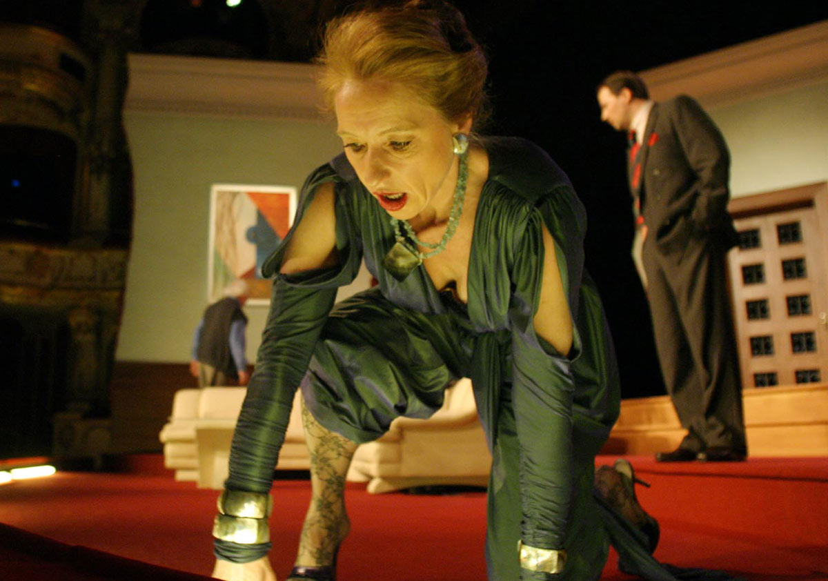 Aufnahme vom Theaterstück Wer hat Angst vor Virginia Woolf…? unter der Regie von Werner Müller