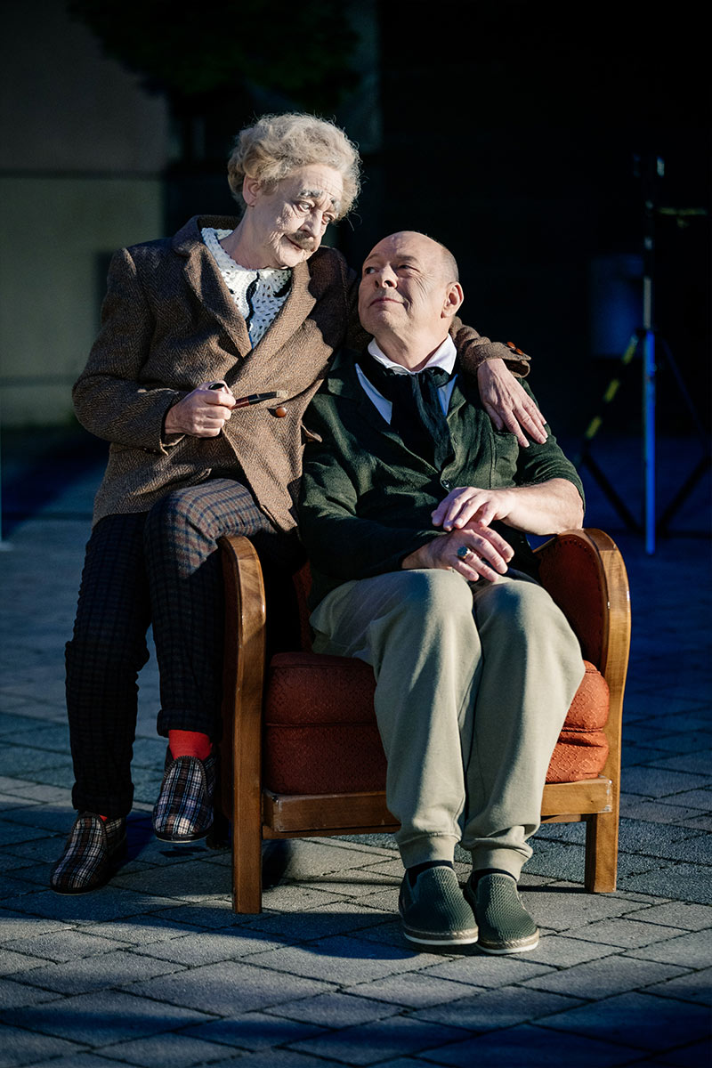 Aufnahme vom Theaterstück Die Physiker unter der Regie von Werner Müller