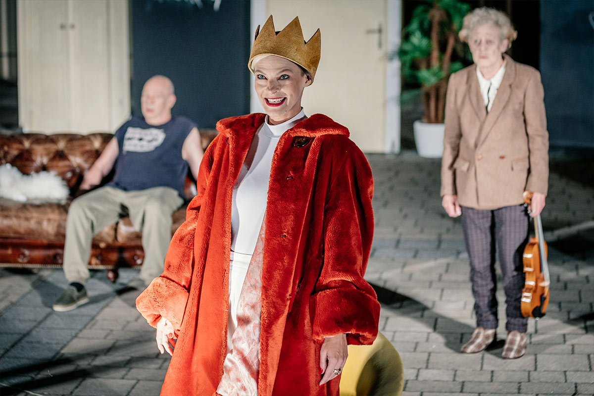 Aufnahme vom Theaterstück Die Physiker unter der Regie von Werner Müller