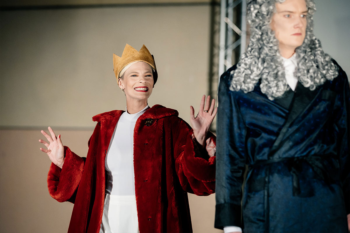 Aufnahme vom Theaterstück Die Physiker unter der Regie von Werner Müller