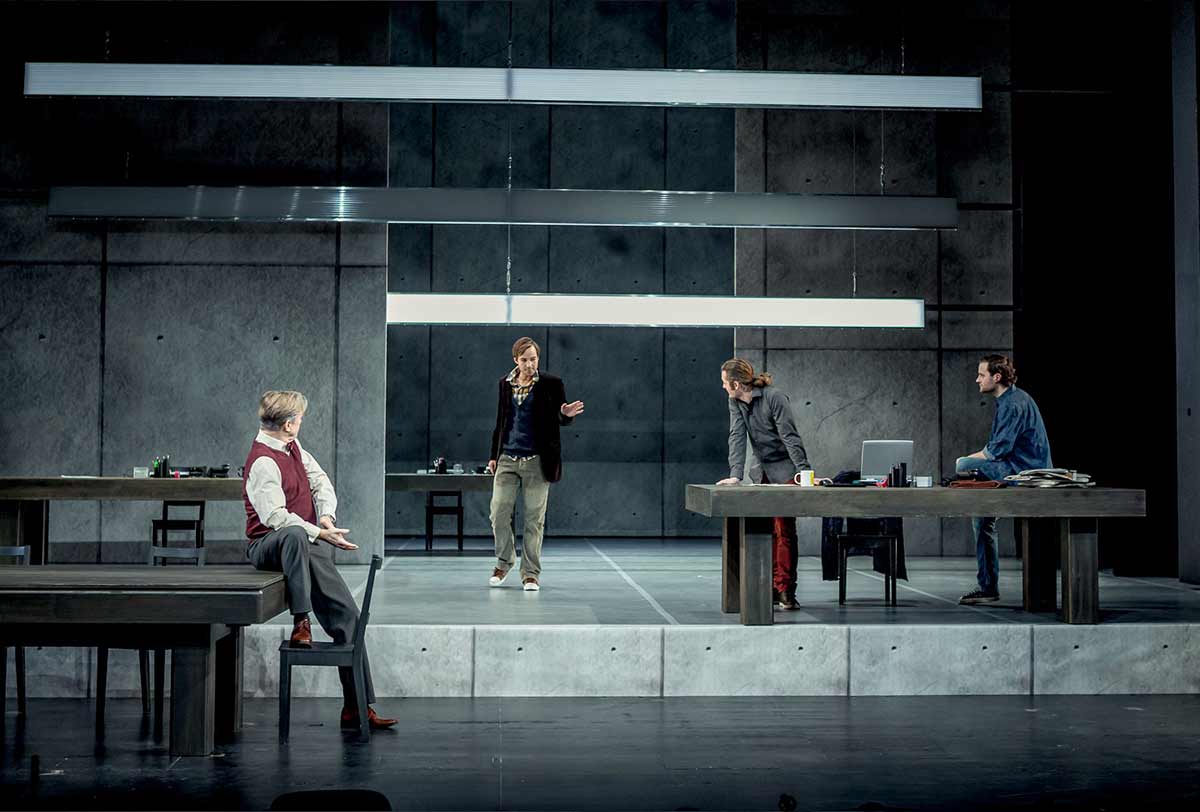 Aufnahme vom Theaterstück Ein Volksfeind unter der Regie von Werner Müller