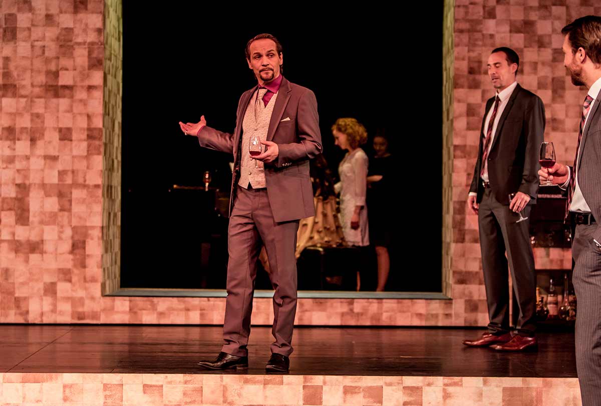 Aufnahme vom Theaterstück Die kleinen Füchse unter der Regie von Werner Müller